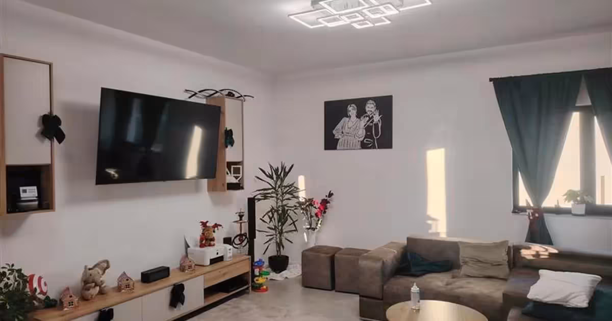 Casă individuală de vânzare cu 4 camere în Lipănești