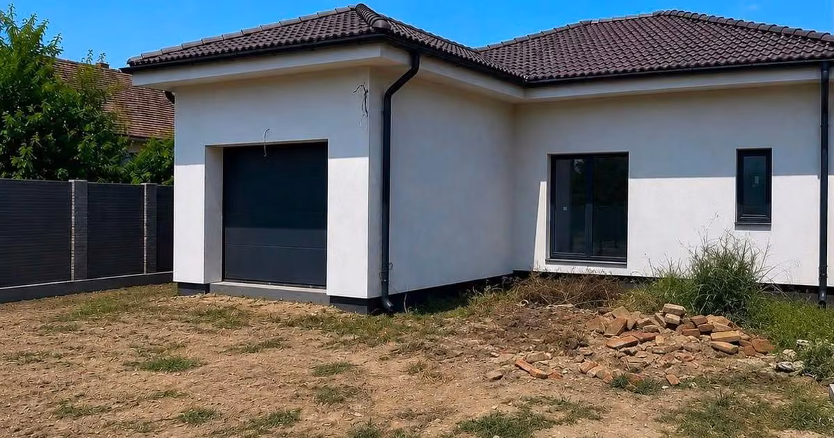 Casă individuală de vânzare cu 4 camere în Moșnița Nouă