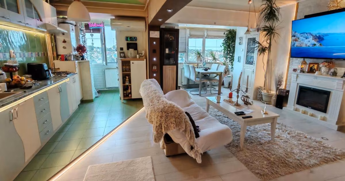 Apartament de vânzare cu 4 camere în zona Mazepa 1, Galați