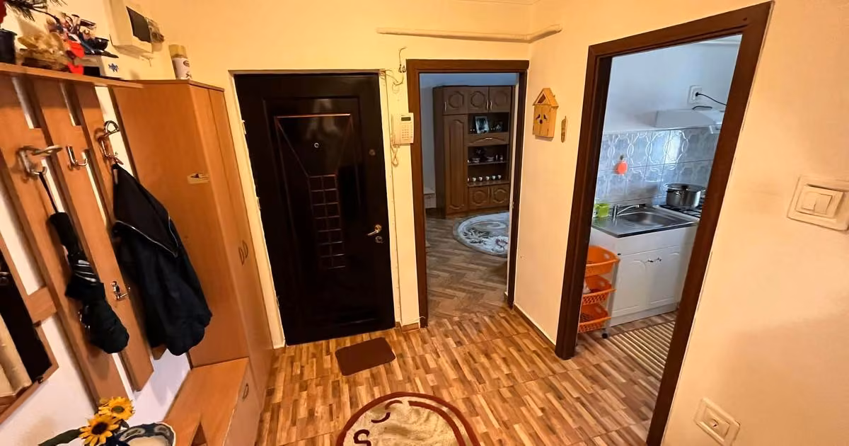 Apartament de vânzare cu 2 camere în zona Central, Botoșani