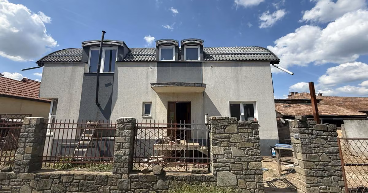Casă individuală de vânzare cu 5 camere în zona Someșeni, Cluj-Napoca