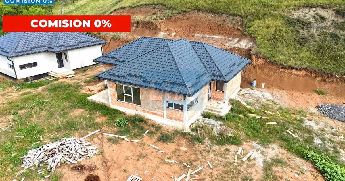 Casă individuală de vânzare cu 4 camere în Suceagu