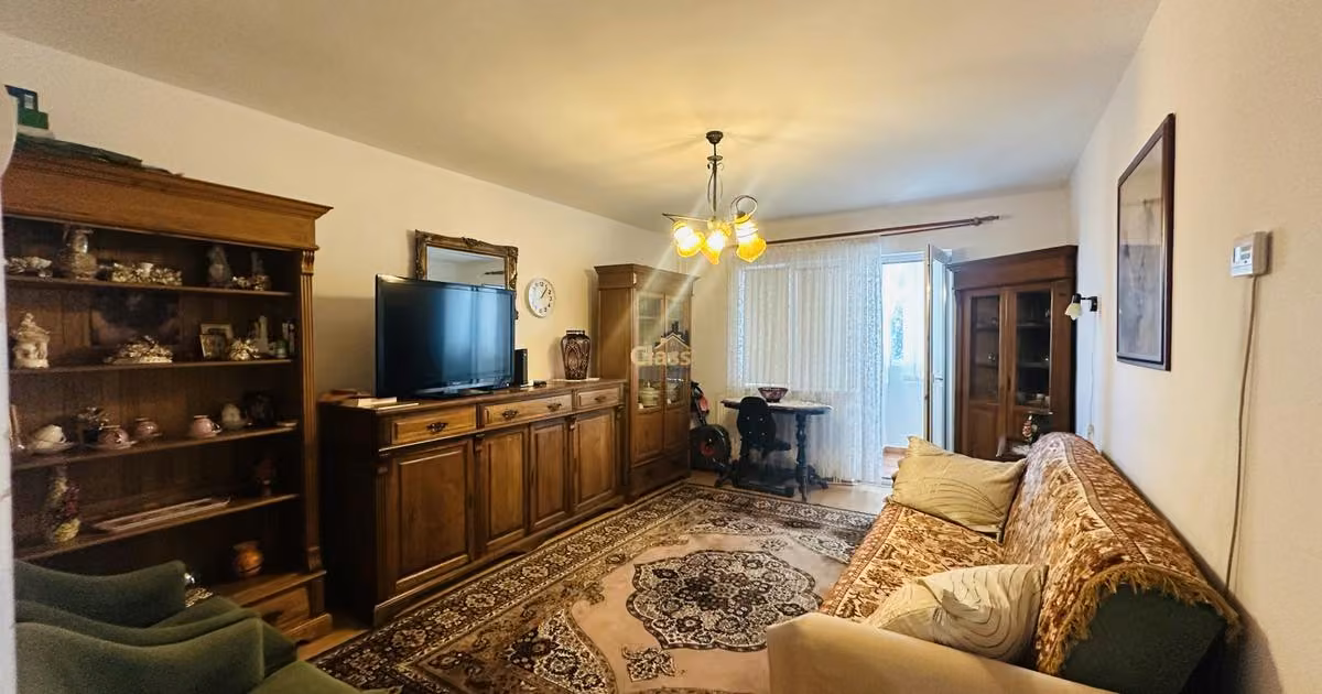 Apartament de vânzare cu 3 camere, mobilat în zona Mănăștur, Cluj-Napoca