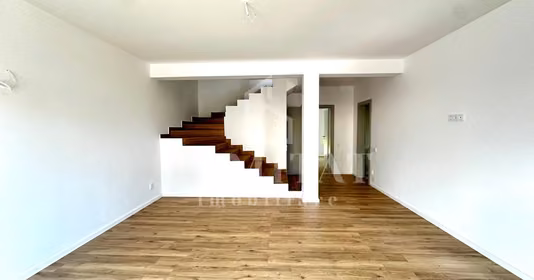 Apartament Florești