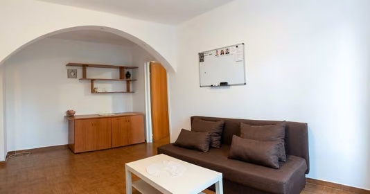 Apartament Titan