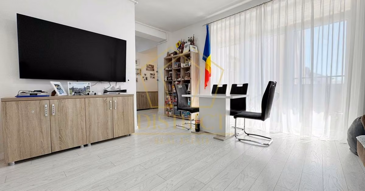 Apartament de vânzare cu 3 camere în zona Calea Urseni, Timișoara