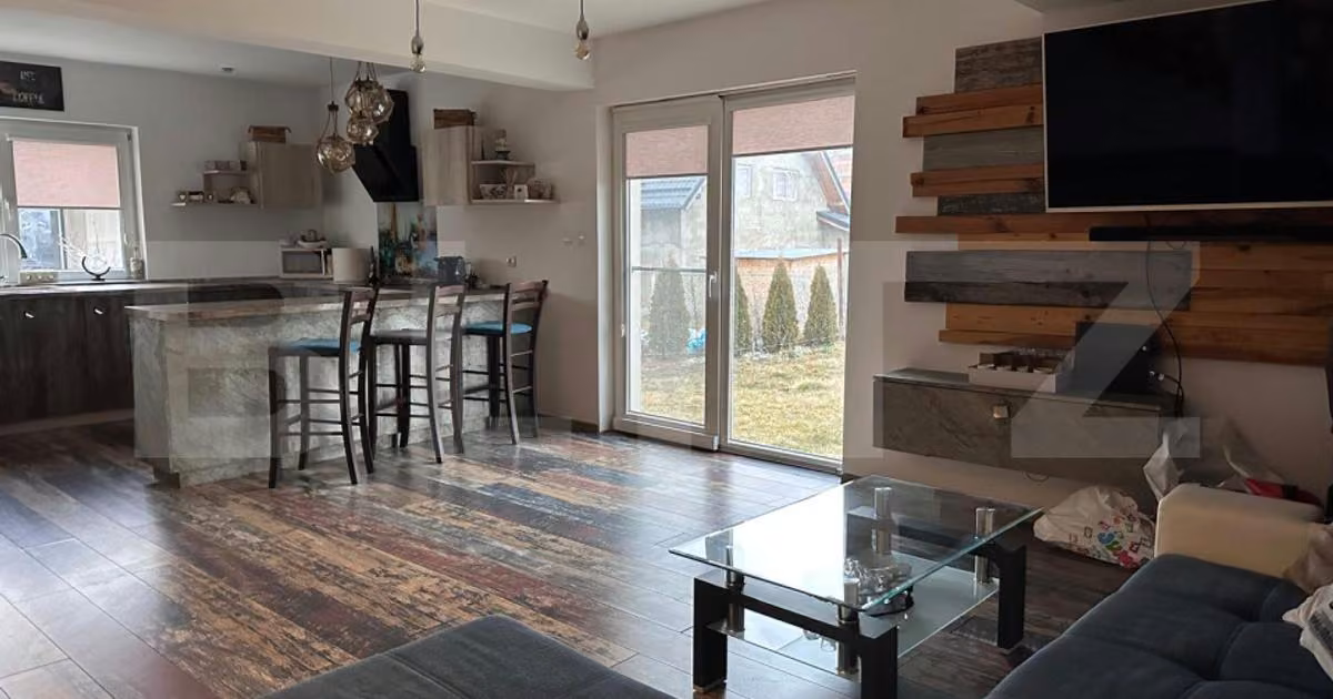 Duplex de vânzare cu 3 camere, mobilat în Bod