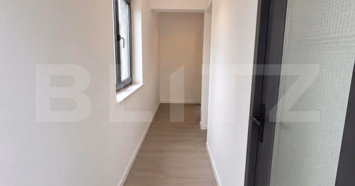Apartament de vânzare cu 4 camere în Rediu