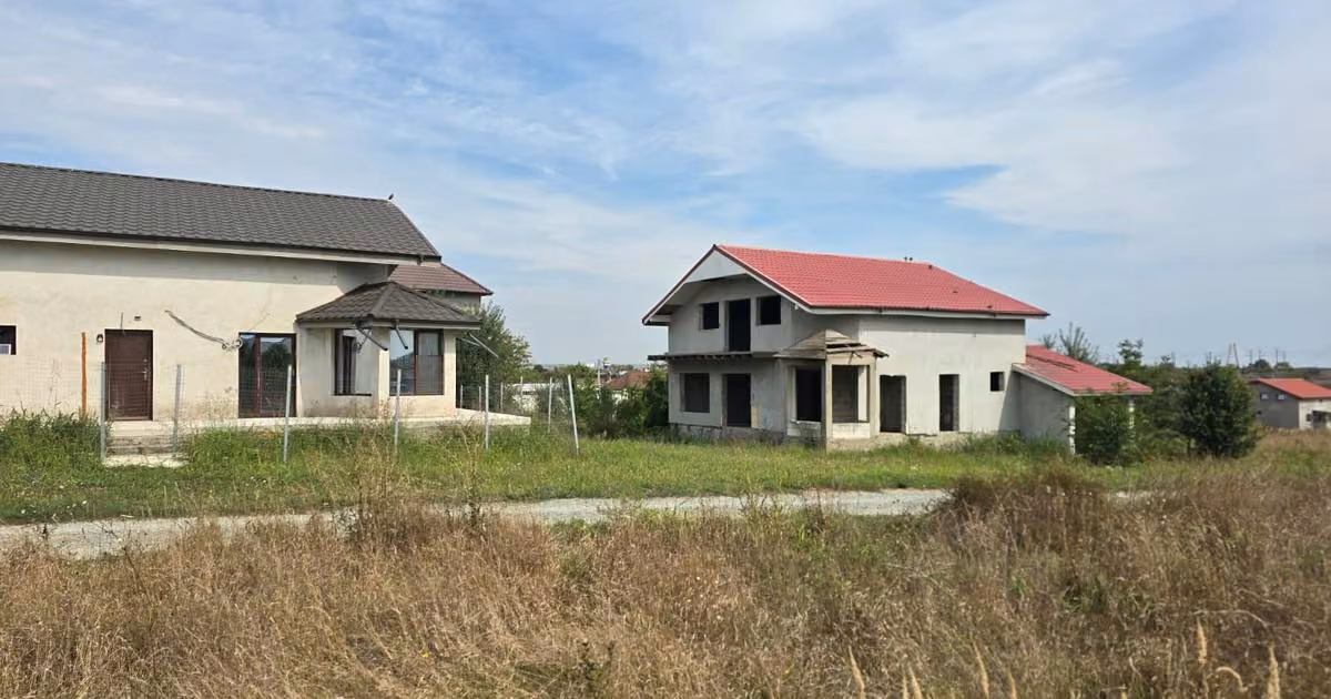 Teren Construcții intravilan de vânzare de 400 mp, în Agigea