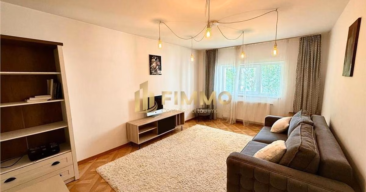 Apartament de vânzare cu 3 camere în zona Obcini, Suceava
