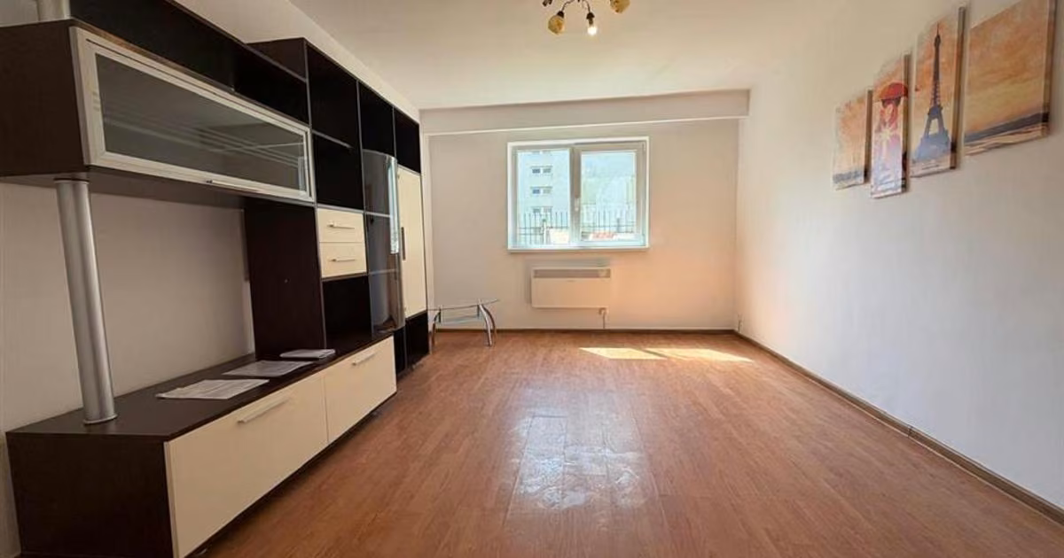 Garsonieră de vânzare în zona Uzina 2, Brașov