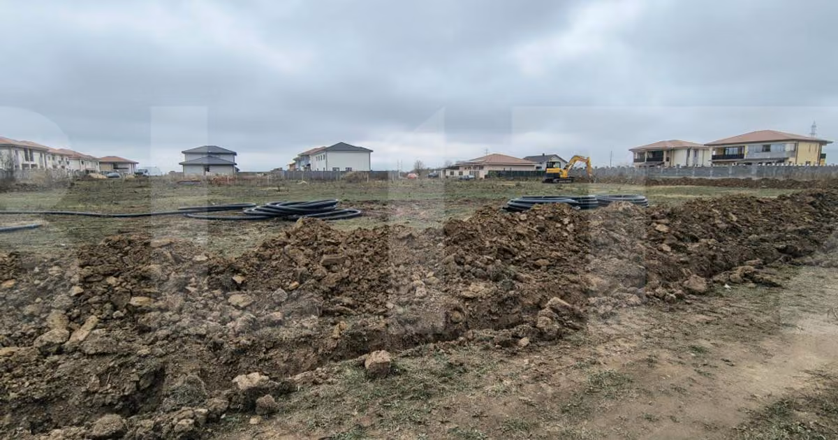 Teren Construcții intravilan de vânzare de 798 mp, în Moșnița Nouă