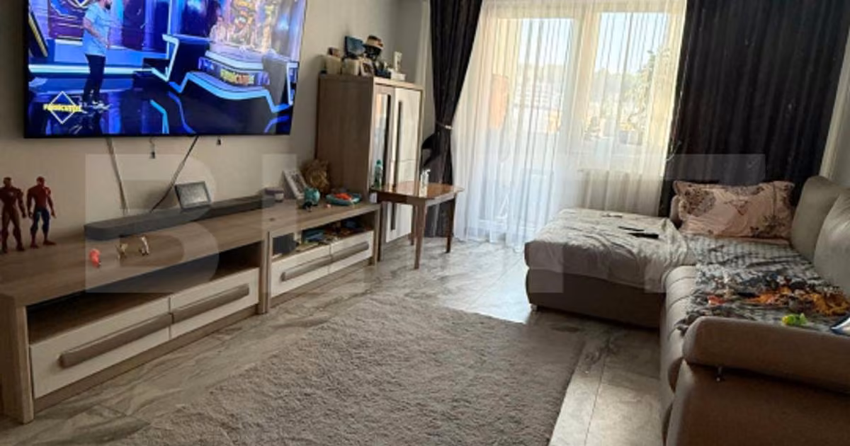 Apartament de vânzare cu 3 camere, mobilat în zona Astra, Brașov