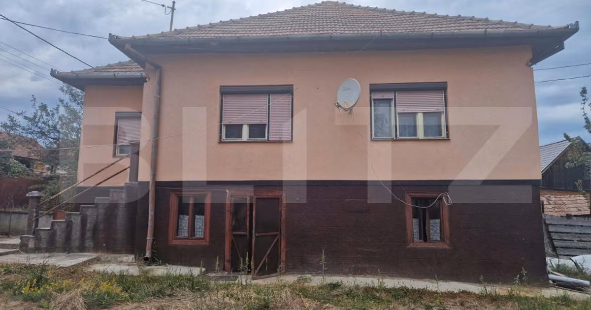 Casă individuală de vânzare cu 4 camere, mobilată în Mihăiești