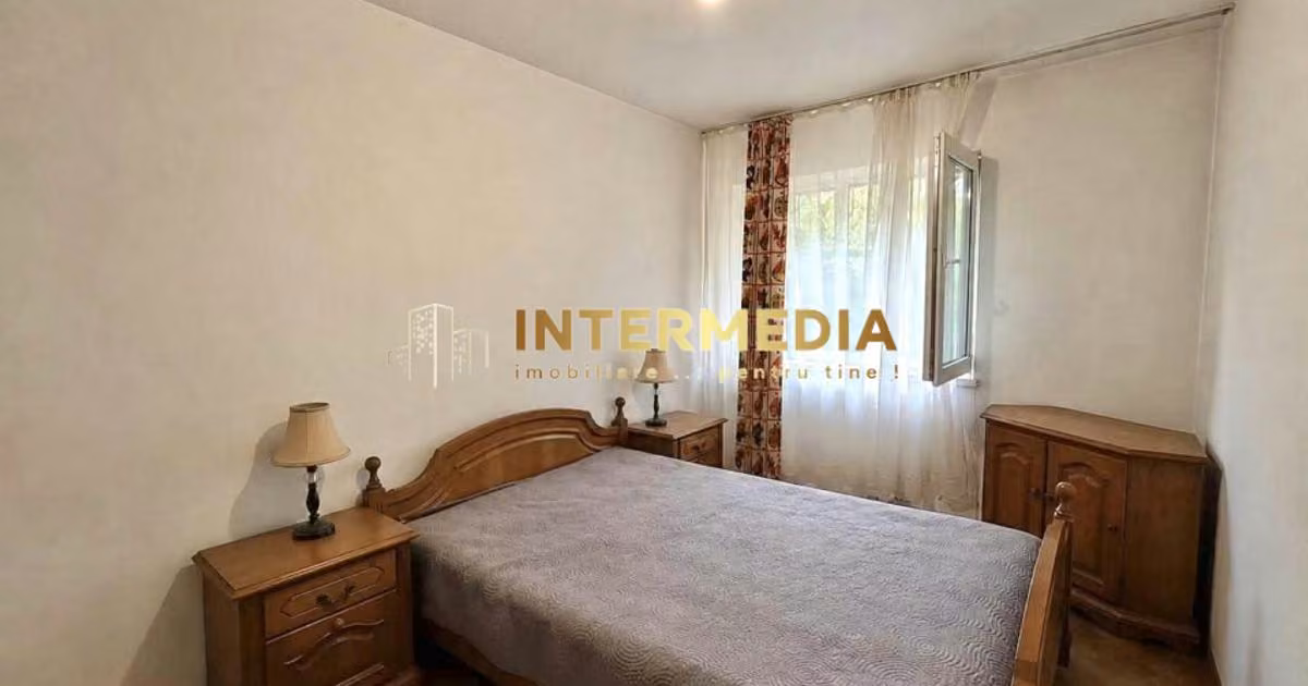 Apartament de vânzare cu 2 camere în zona Cetate, Alba Iulia