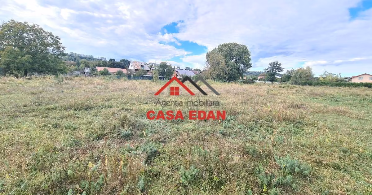 Teren Construcții intravilan de vânzare de 3750 mp, în Câmpina