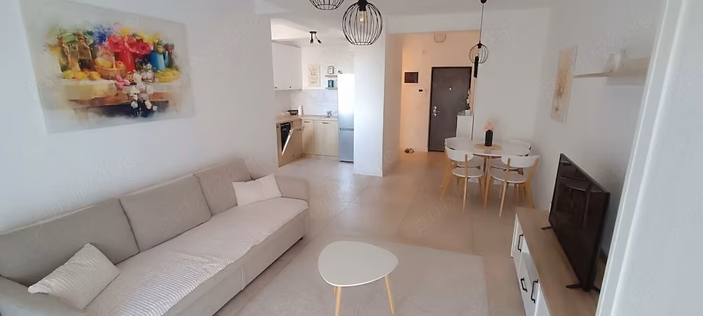 Apartament str. Cerna lângă baza 2