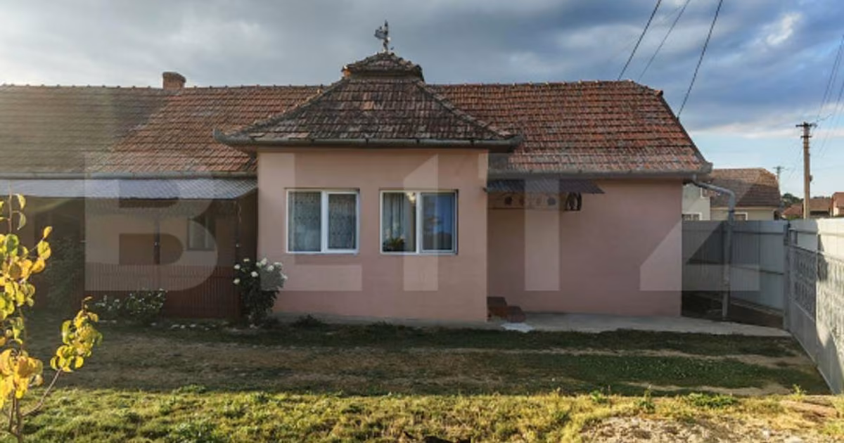 Casă individuală de vânzare cu 3 camere, mobilată în Bădeni