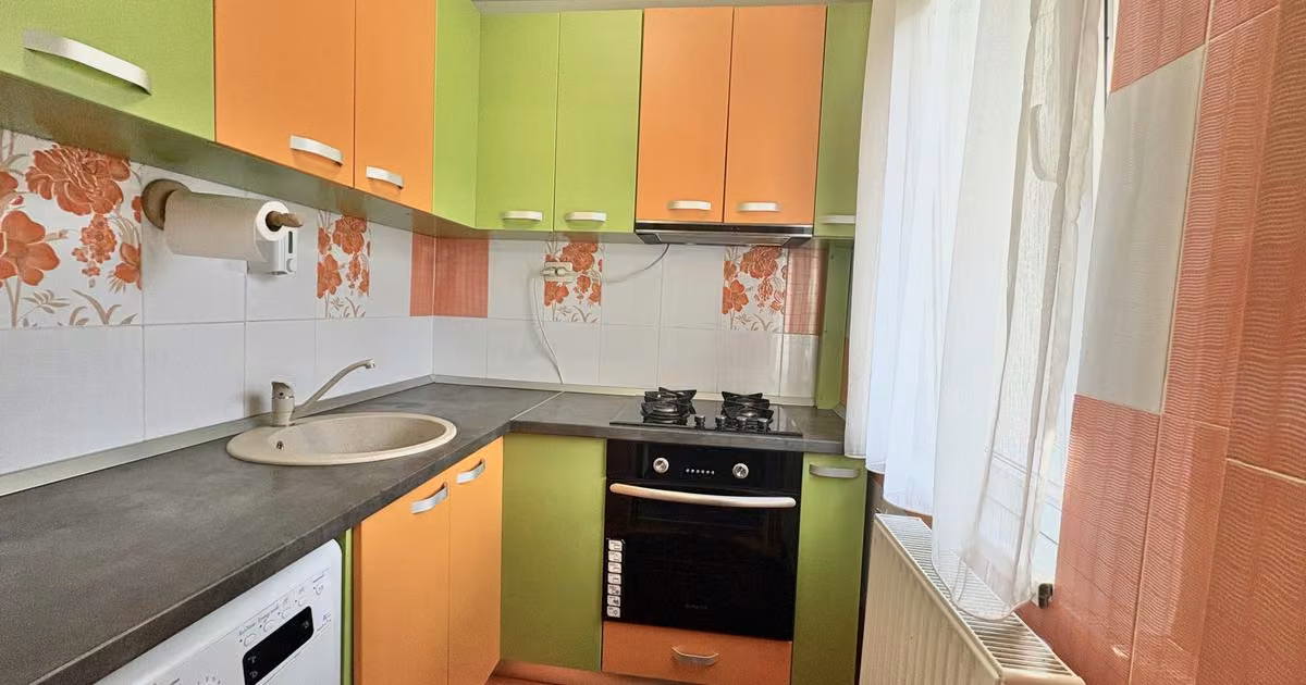 Apartament de vânzare cu 2 camere, mobilat în zona Tătărași, Iași