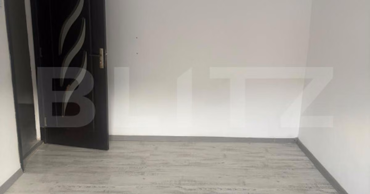 Apartament de vânzare cu 2 camere în Zărnești