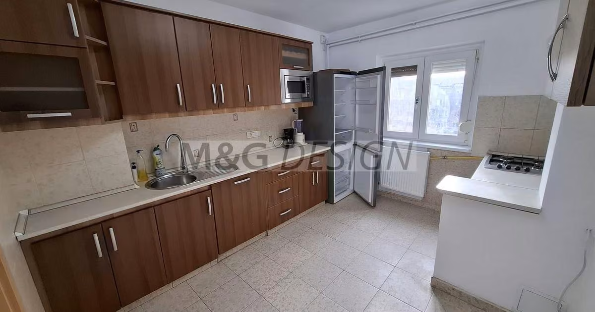 Apartament de vânzare cu 3 camere, mobilat în zona Aradului, Timișoara
