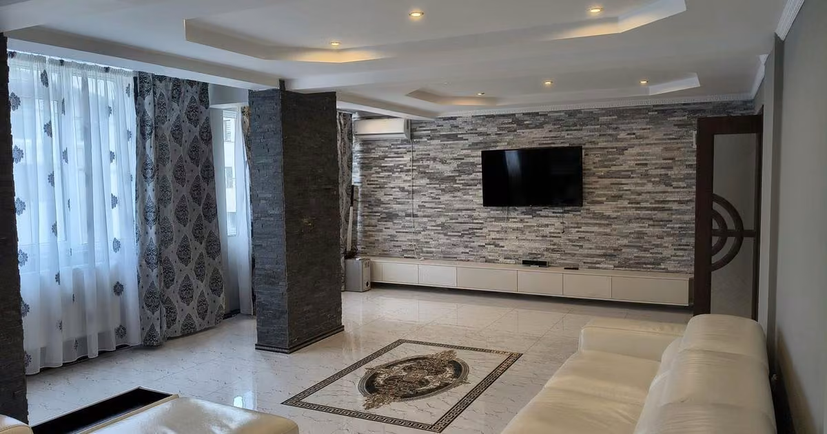 Apartament de vânzare cu 3 camere, mobilat în Popești-Leordeni