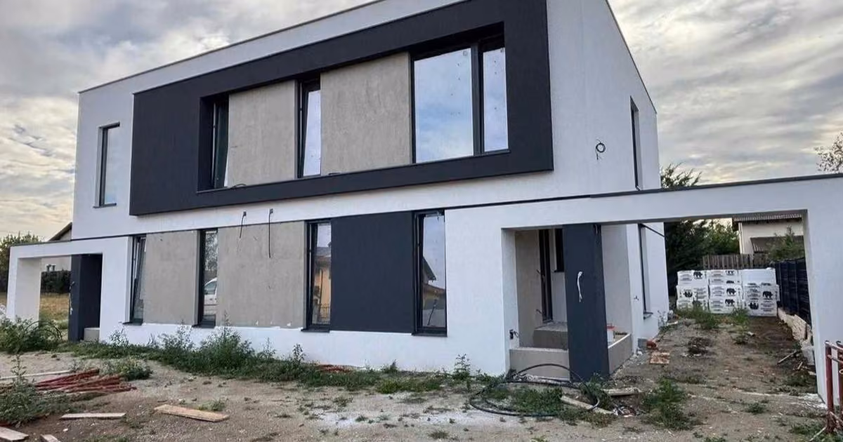 Duplex de vânzare cu 4 camere în Dumbrăvița