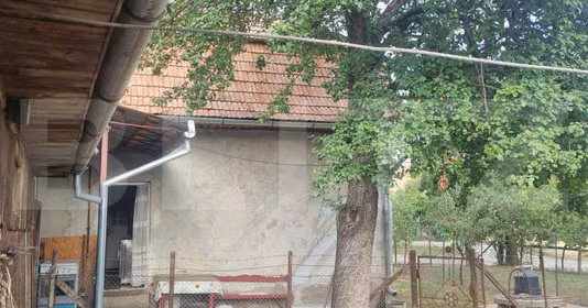Casă Iacobeni