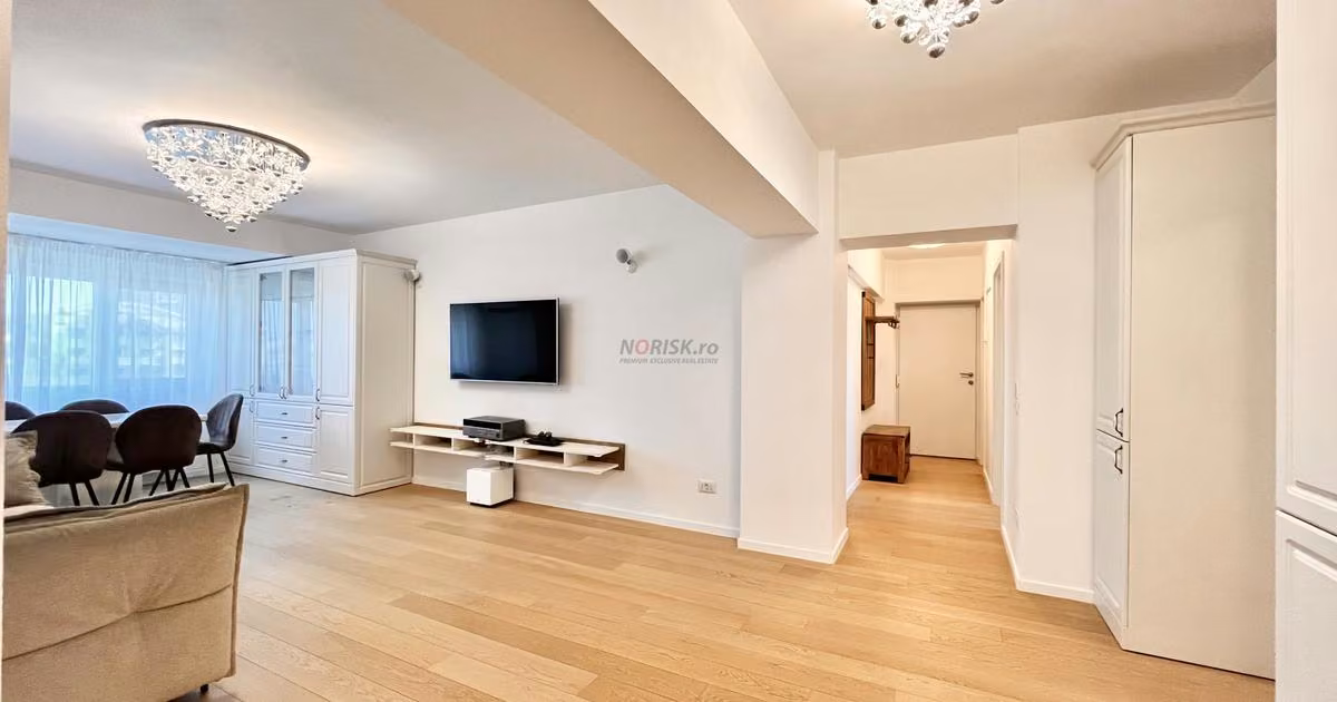 Apartament de vânzare cu 4 camere, mobilat în zona Unirii, Sector 3