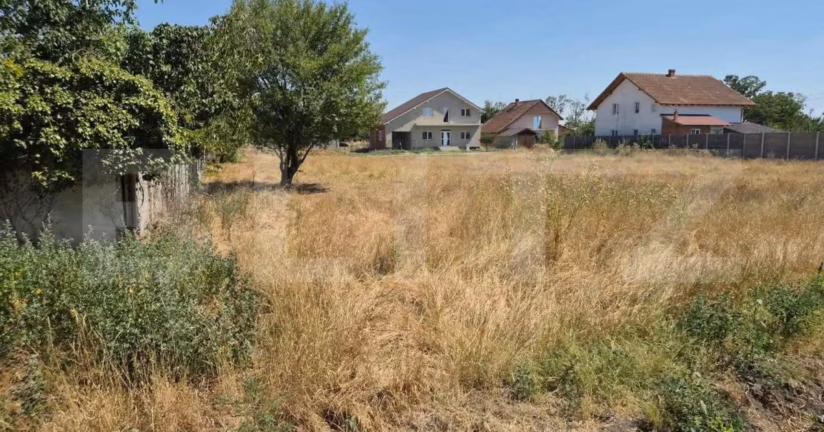 Teren Construcții intravilan de vânzare de 1100 mp, în Ciacova