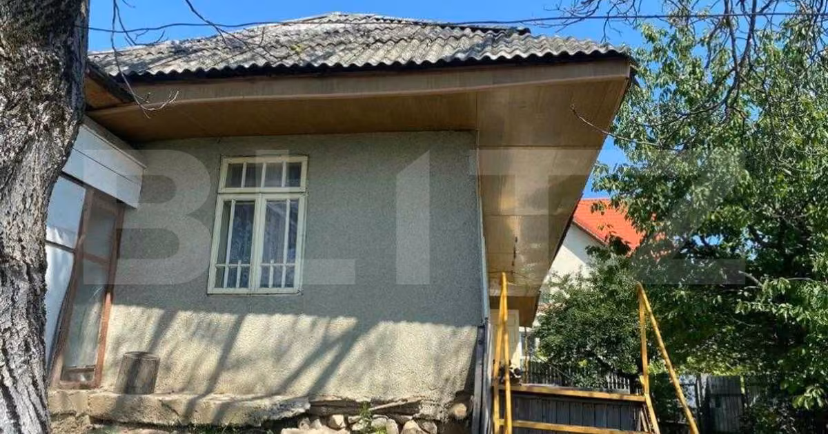 Casă individuală de vânzare cu 2 camere în Sacoșu Mare