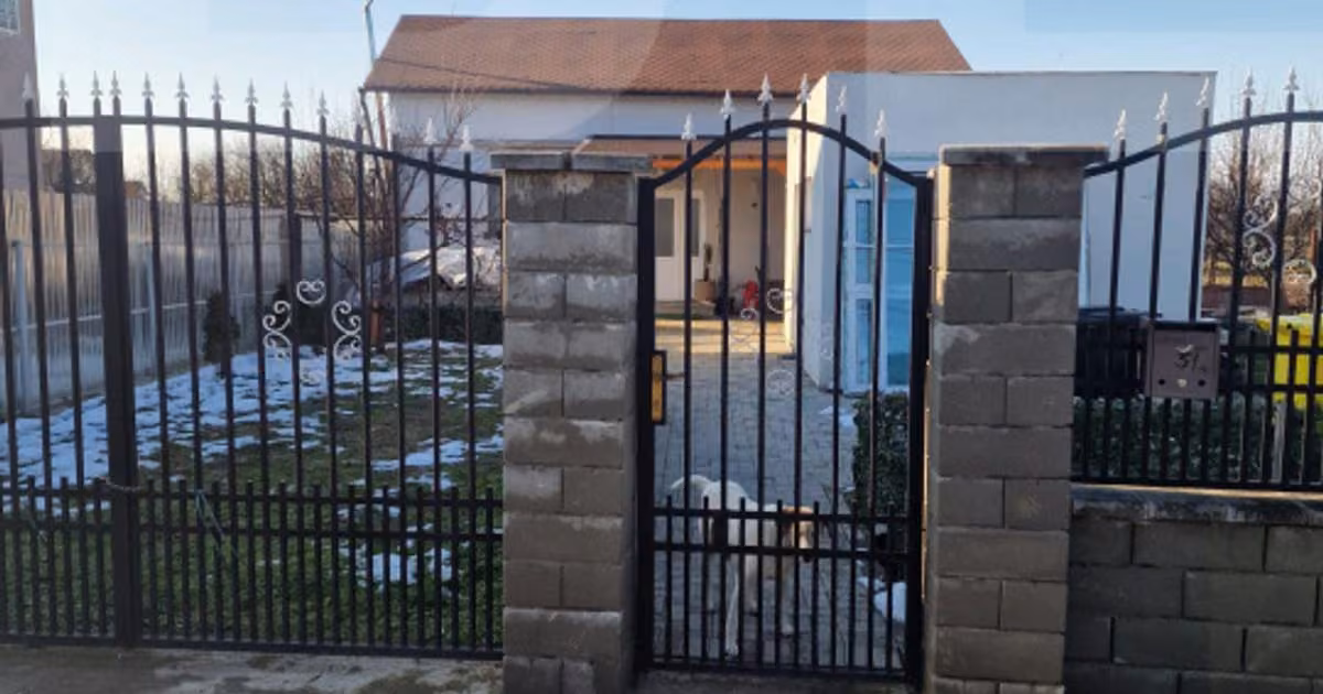 Casă individuală de vânzare cu 3 camere, mobilată în Lugoj