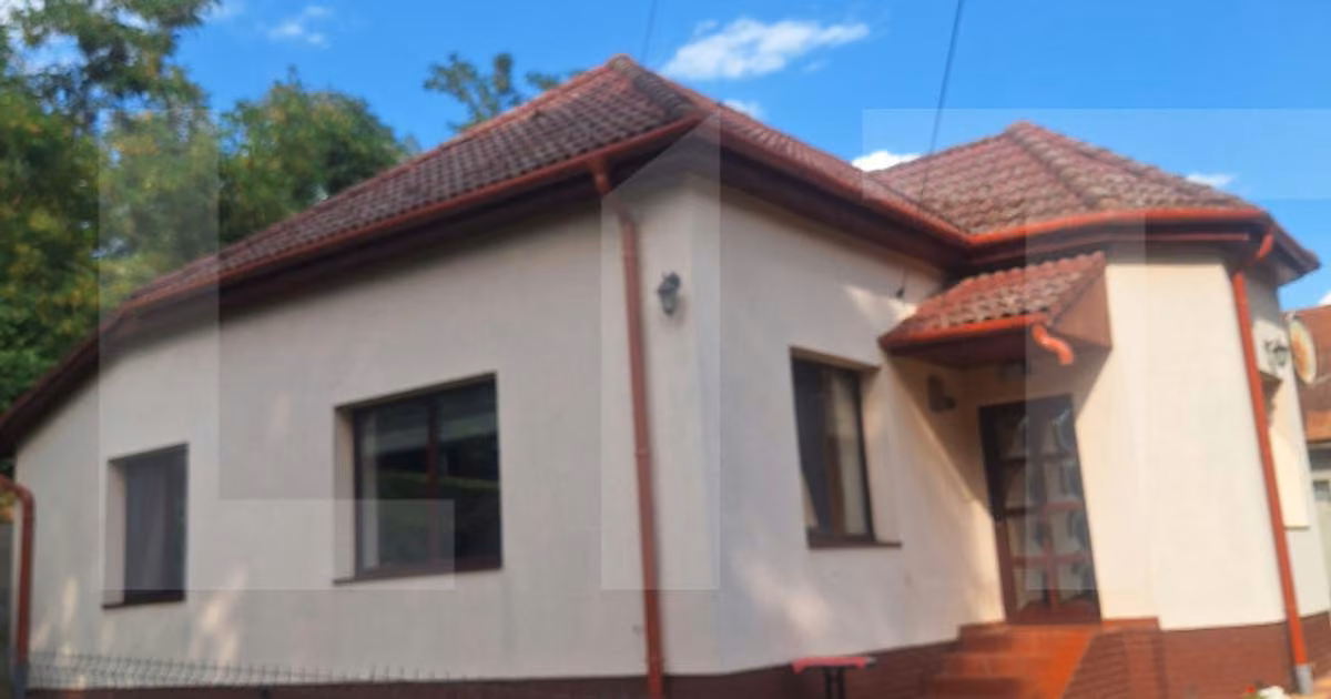 Casă individuală de vânzare cu 3 camere, mobilată în Buziaș