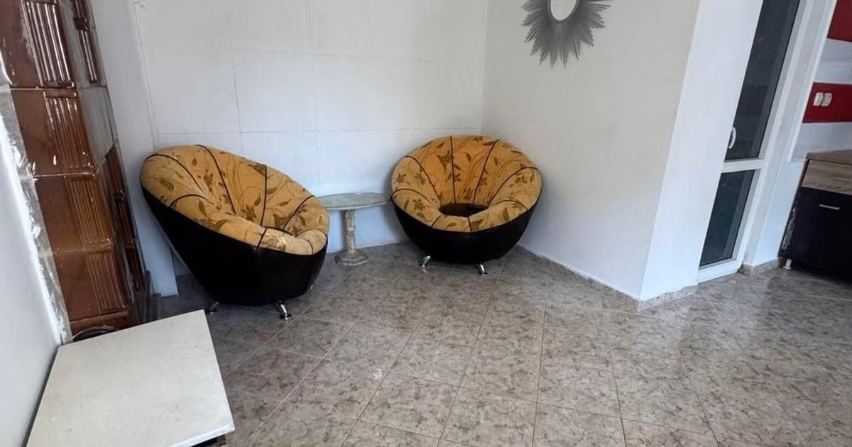Casă de vânzare cu 2 camere în Râșnov