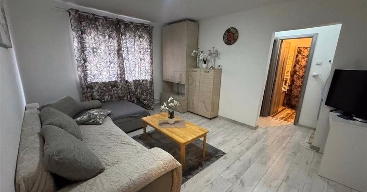 Apartament de vânzare cu 2 camere, mobilat în zona Olimpia-Stadion, Timișoara
