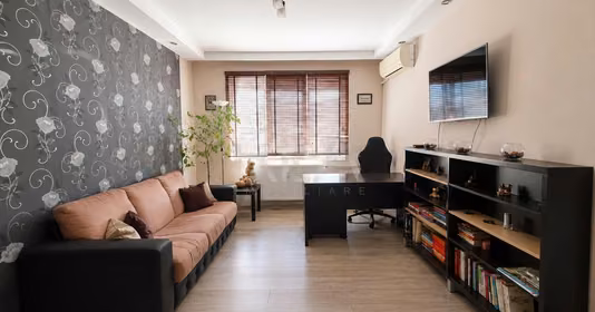 Apartament Titan