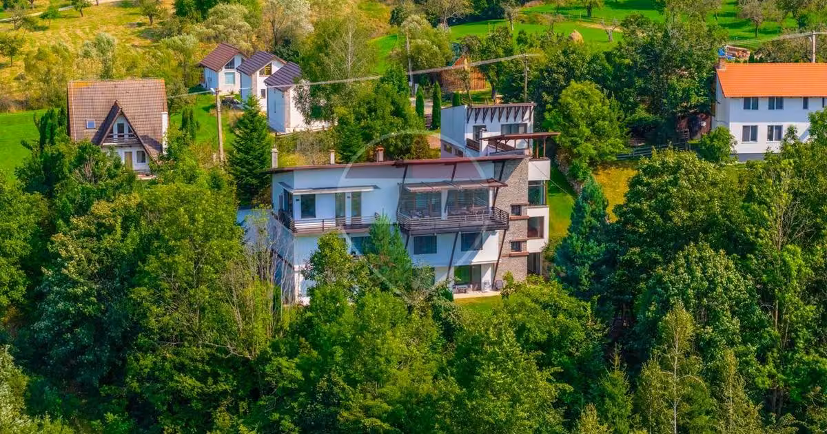 Hotel/Pensiune de vânzare în Bran