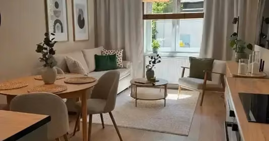 Apartament Titan