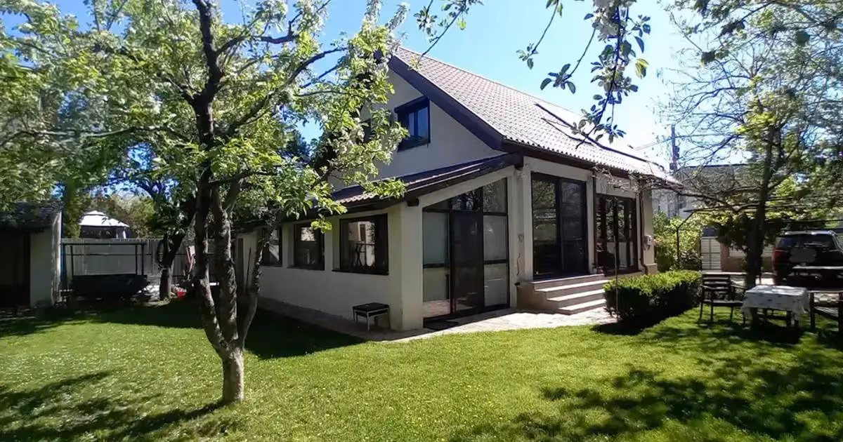 Casă individuală de vânzare cu 5 camere, mobilată în Mogoșoaia