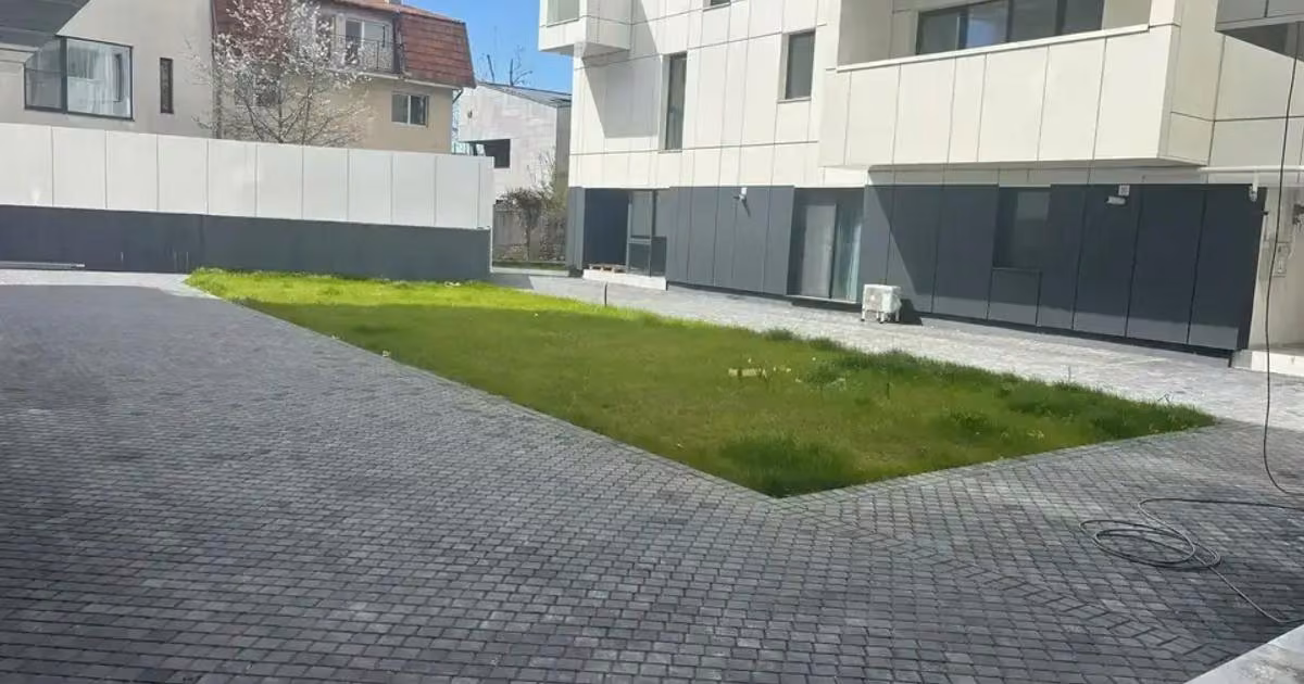 Apartament de vânzare cu 3 camere în zona Decebal, Sector 3