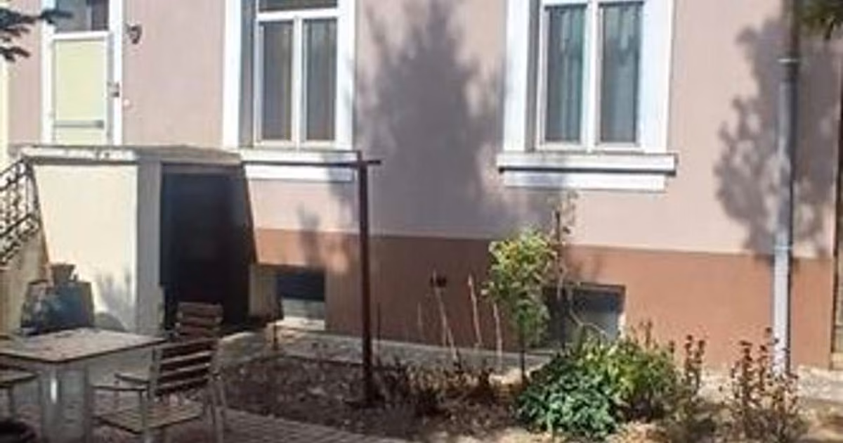 Apartament de vânzare cu 2 camere în zona Central, Oradea