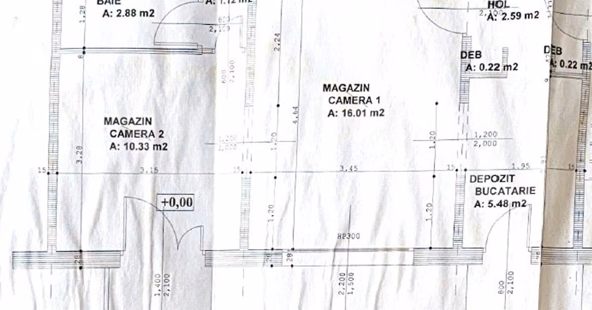 Birou de vânzare de 38.00 mp, în Turda