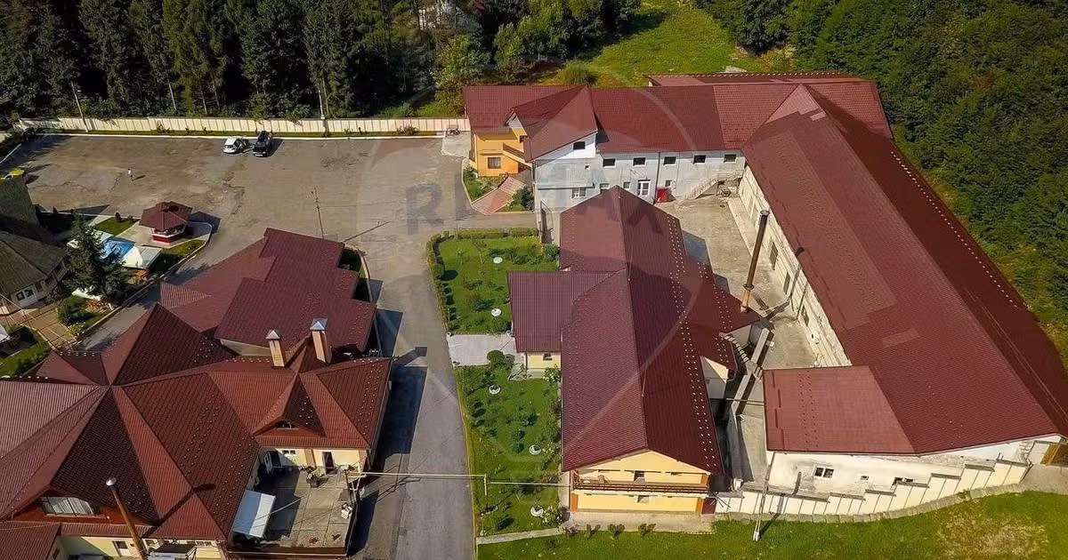 Hotel/Pensiune de vânzare în Oituz