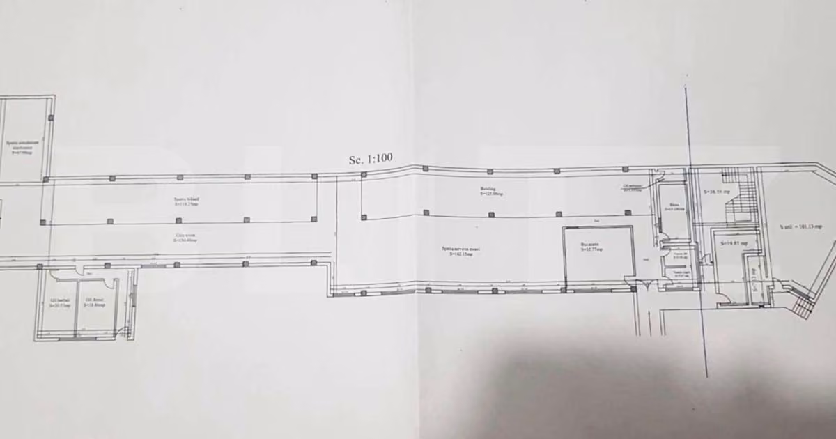 Spațiu comercial de vânzare de 850.00 mp, în Turda