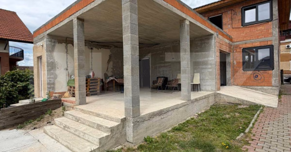 Casă individuală de vânzare cu 5 camere în Câmpia Turzii