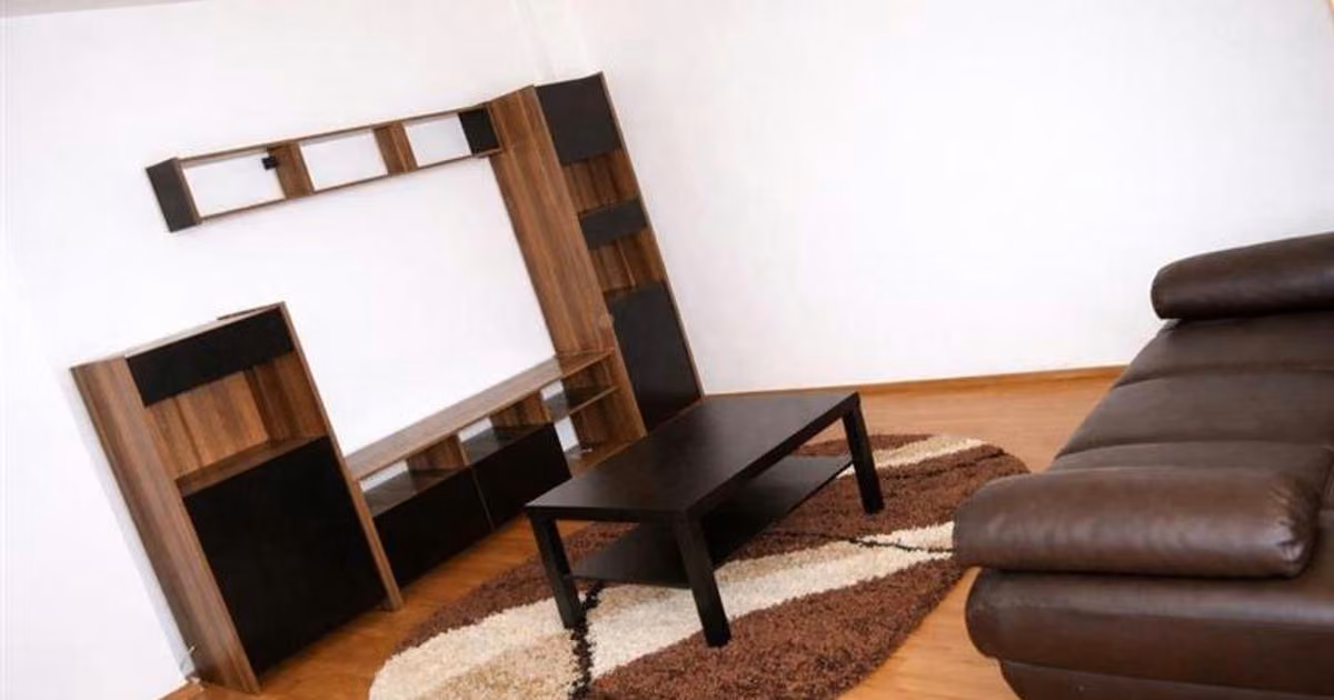 Apartament de vânzare cu 2 camere, mobilat în zona Griviței, Brașov