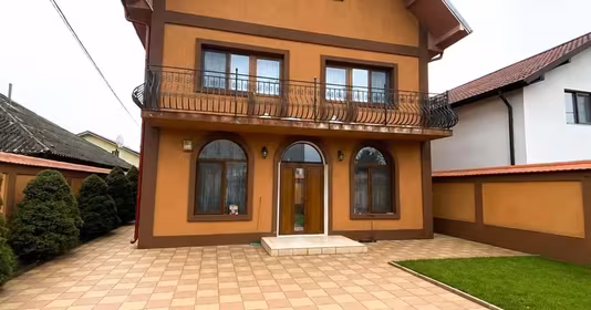Casă Tomis Plus