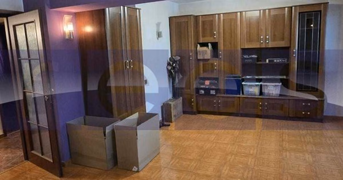 Apartament de vânzare cu 4 camere, mobilat în zona Vitan, Sector 3