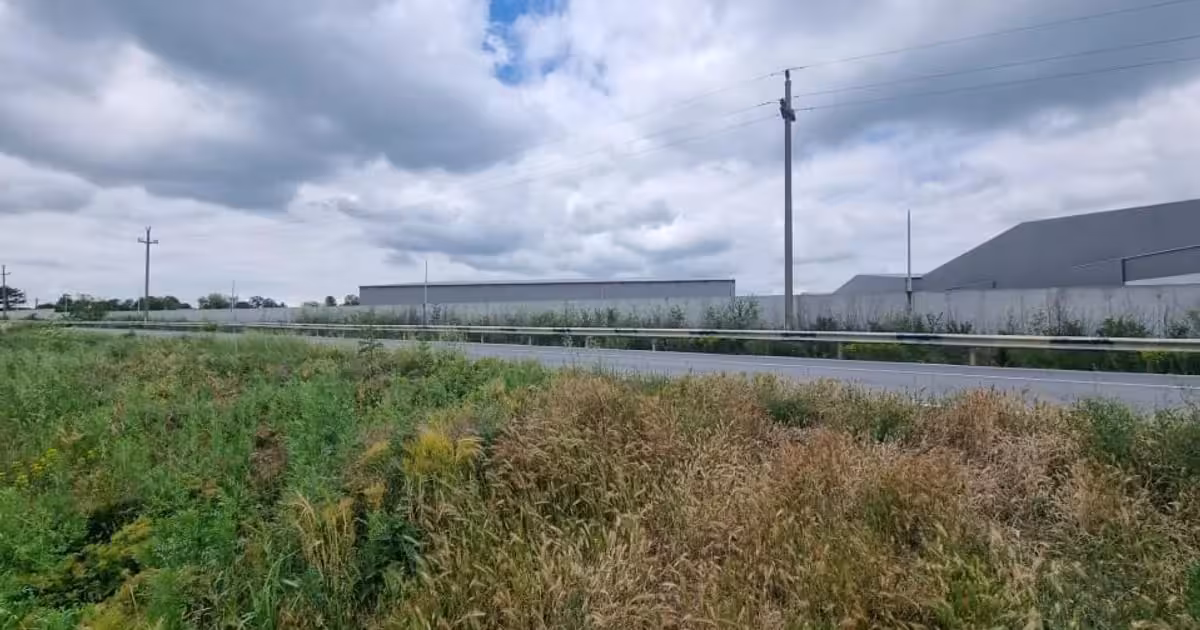 Teren de vânzare de 4000 mp, în Ovidiu