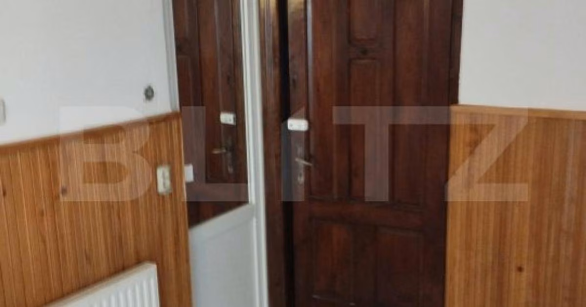 Apartament de vânzare cu 3 camere, mobilat în Mihai Viteazu